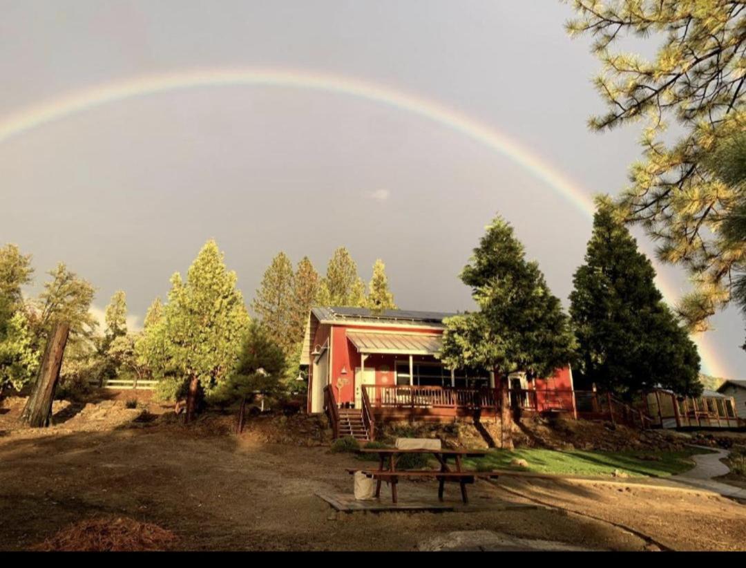 מלון North Fork Red Barn Retreat מראה חיצוני תמונה